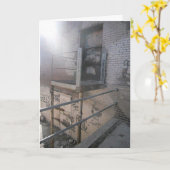 「ロウアータウン・デポの落書きデッキ」誕生日カード カード (黄色い花)