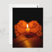 ロウソク、手、炎、木。 ポストカード (正面/裏面)