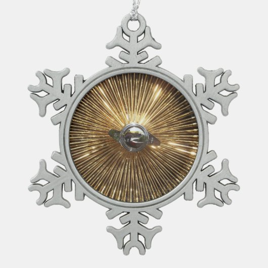 ロウライダーの低いライダーワイヤーはクリスマスのオーナメントを動かします スノーフレークピューターオーナメント (正面)