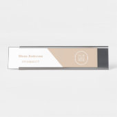 ロエレガントゴ企業のOffice デスクネームプレート (正面)