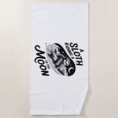 ロケットに乗って月に向かうナマケモノ ビーチタオル (正面)