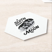 ロケットに乗って月に向かうナマケモノ ペーパーコースター (アングル)