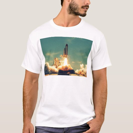 ロケットの進水 Tシャツ (正面)