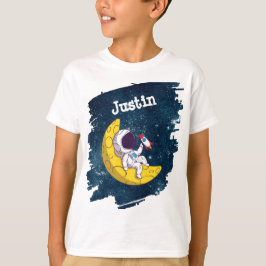 ロケットを持った月面の宇宙飛行士のカスタマイズデザイン Tシャツ