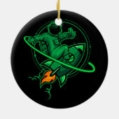 ロケット土星のアートワークのまわりにに搭乗する宇宙飛行士 | セラミックオーナメント (裏面)