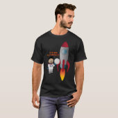 ロケット搭載の「未来の宇宙飛行士」(Afro) Tシャツ (正面フル)