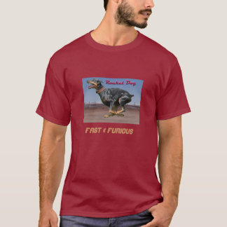 ロケット犬のTシャツ Tシャツ