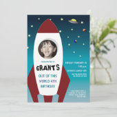 ロケット船この世界の写真誕生日 招待状 (スタンド正面)