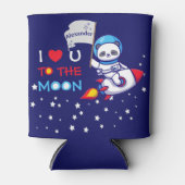 ロケット船のキッズに乗った可愛いパンダのクマ宇宙飛行士 缶クーラー (正面)