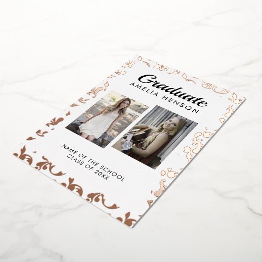 ロココパターン卒業生2フォトコラージュ卒業 箔招待状 (回転した状態)