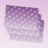 ロゴが自動的に並べられる | 編集可能な紫 ラッピングペーパーシート