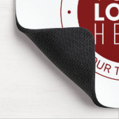 ロゴとカスタマイズ可能な文字 | 深い赤/DIY色 マウスパッド (コーナー)