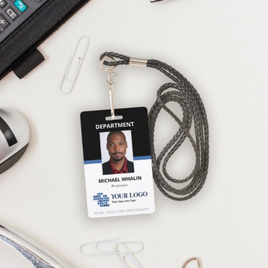 ロゴと写真IDを追加するブラックブルー バッジ