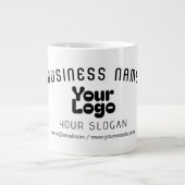 ロゴのアップロードモダンレトロ – 白黒（編集可能） ジャンボコーヒーマグカップ (正面)