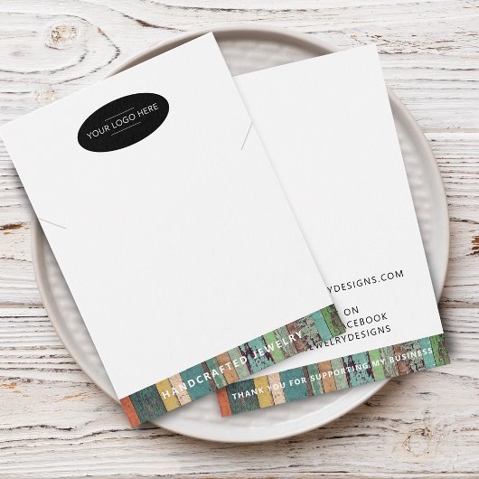 ロゴのネックレス表示カードをシックに追加