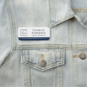 ロゴの大きな名前のタイトルは濃い縁ど青 名札 (インサイチュ)