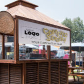 ロゴの来すぐに金ゴールド文字バルーンを屋外に追加 横断幕