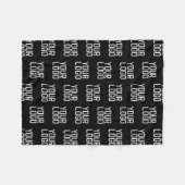 ロゴの繰り返しパターンを追加する編集可能テンプレート フリースブランケット (正面(横))