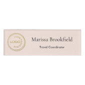 ロゴの追加シンプル従業員名の役職赤面 名札 (正面)