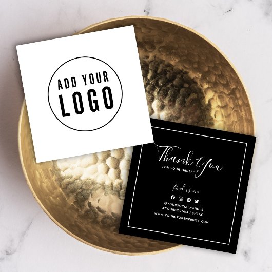 ロゴの追加ソーシャルカスタムの色を挿入ありがとう