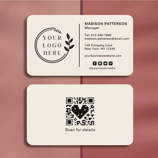 ロゴの追加ソーシャルメディアQRコードバス企業のイン 名刺