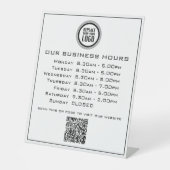 ロゴの追加文字QRコード営業時間 台座サイン (正面)