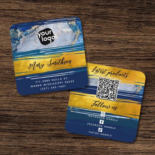 ロゴの追加、QRコードおよびソーシャルメディア金ゴールドとネイビーブルー スクエア名刺