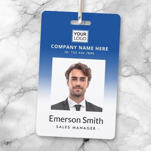 ロゴの青いグラデーション従業員名のタイトルID バッジ