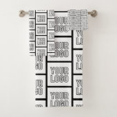 ロゴまたはイメージの繰り返しパターン バスタオルセット (インサイチュ)