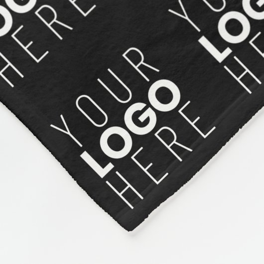 ロゴまたは画像タイル模様の大きな中央のロゴ フリースブランケット (角)