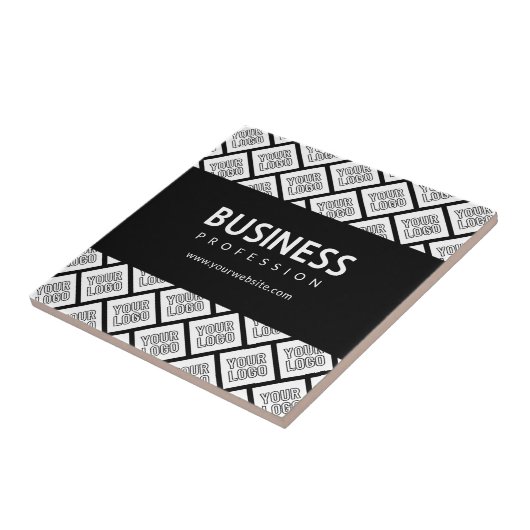 ロゴを並べて表示したパターンと編集可能なビジネス名 タイル (側面)