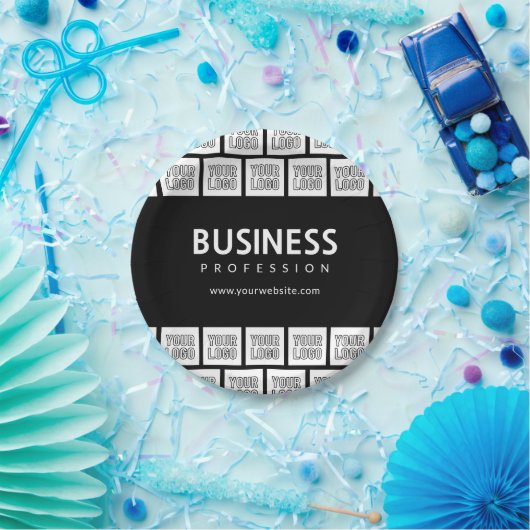 ロゴを並べて表示したパターンと編集可能なビジネス名 ペーパープレート (パーティー)