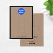 ロゴを追加する茶色のクラフト縁どヘアクリップ表示 (デスク)