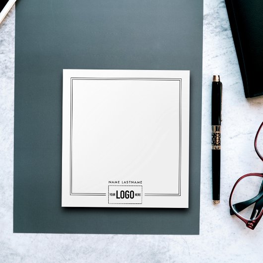 ロゴエレガント線スタイリッシュ名の追加パーソナライズされた ノートパッド