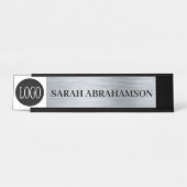 ロゴシルバー企業のビジネスオフィスデスクサイン デスクネームプレート (正面)