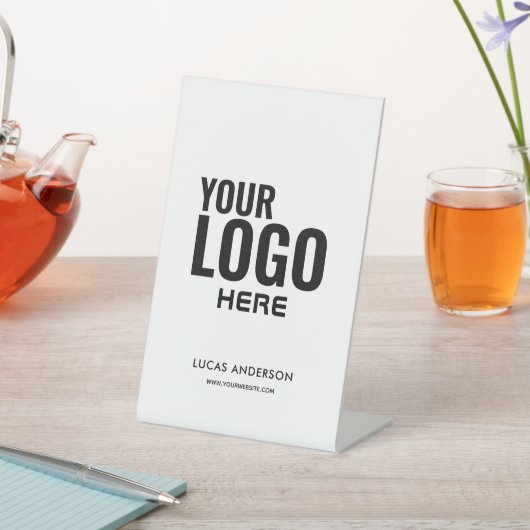 ロゴシンプルモダンプロフェッショナル台座標識 台座サイン (インサイチュ)