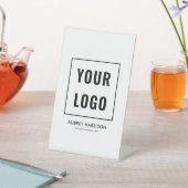 ロゴシンプルモダンプロフェッショナル 台座サイン (インサイチュ)