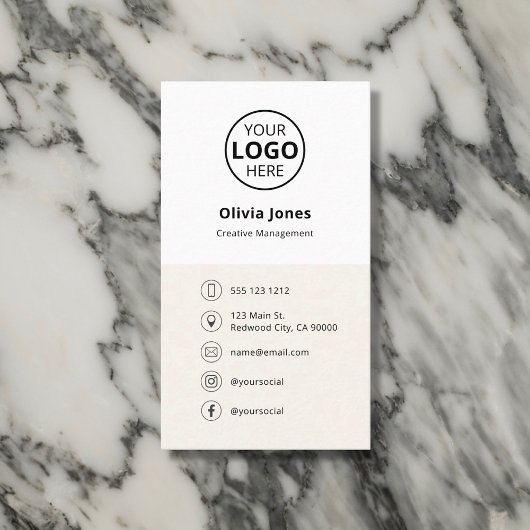 ロゴソーシャルメディアのミニマルなベージュ 名刺