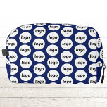 ロゴパターンプロモーションビジネスNavy Blue ドップキット<br><div class="desc">このデザインに自分のロゴを追加する。ミニマリストとプロフェッショナル。従業員素晴らし、スタッフ、顧客および顧客のプロモーション製品の場合。見本市、旅行、または企業のイベントと景品にスポーツの最適。その他のバージョンについては、コレクションを参照。</div>