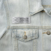 ロゴ企業の従業員メタリックシルバーカラー 名札 (インサイチュ)