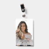 ロゴ会社IDのミニマリスト バッジ (正面 （クリップ付）)