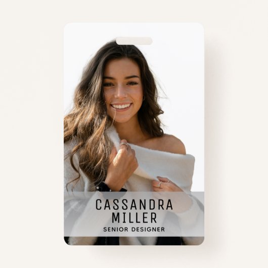 ロゴ会社IDのミニマリスト バッジ (正面)