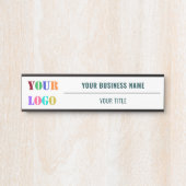 ロゴ名のタイトルドアサイン – 色の選択 サインプレート (正面)