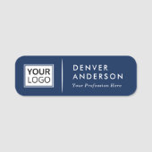 ロゴ名のタイトル白い区切り線（濃い青） 名札 (正面)