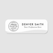 ロゴ名タイトルlight gray wave white モダン 名札 (正面)