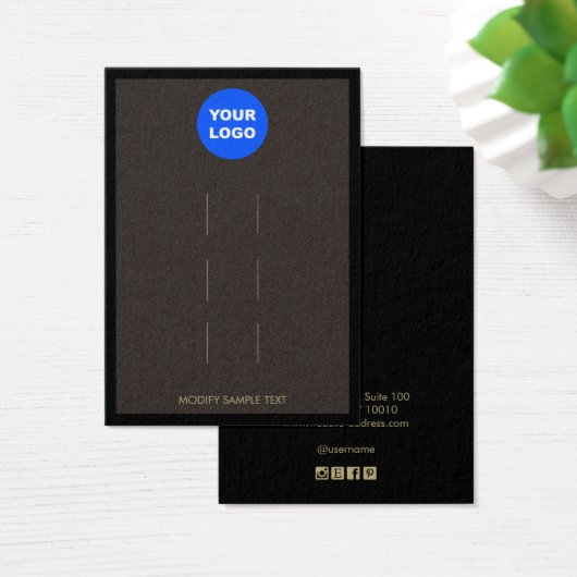 ロゴ茶色の3つのヘアクリップ表示を追加 (デスク)