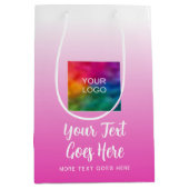 ロゴ ここ ピンク カスタム テンプレート タイポグラフィー スクリプト ミディアムペーパーバッグ (正面)