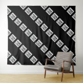 ロゴ、デザイン、写真を斜めに並べて表示 タペストリー (インサイチュ(横))