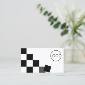 ロゴ&フォトシック付き白黒チェスボード 名刺 (スタンド正面)