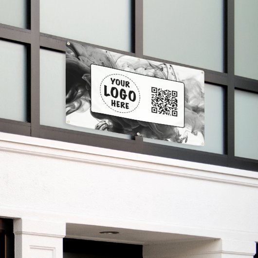 ロゴSmokey Gothic Monochrome 横断幕 (ビルの外側)